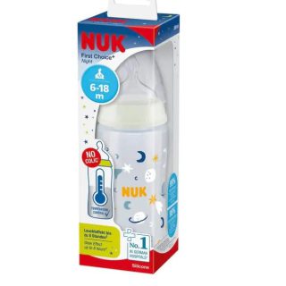 NUK First Choice+ Night Baby Bottle 6-18Months | Glow in The Dark | Temperature Control | Anti-Colic Valve | 300ml | BPA Free | Silicone Teat |